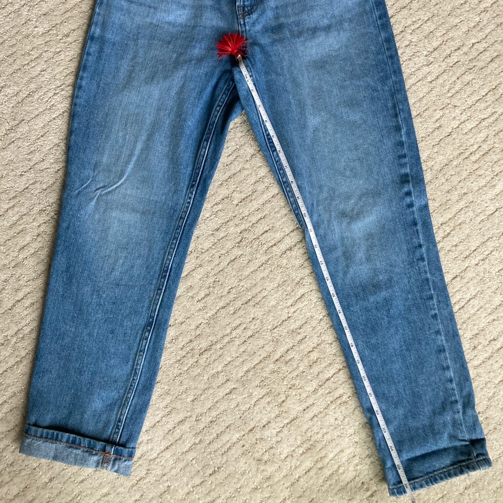 Lightweight jeans